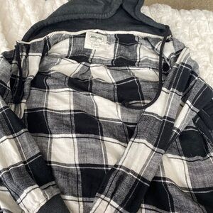 Black and white button up plaid